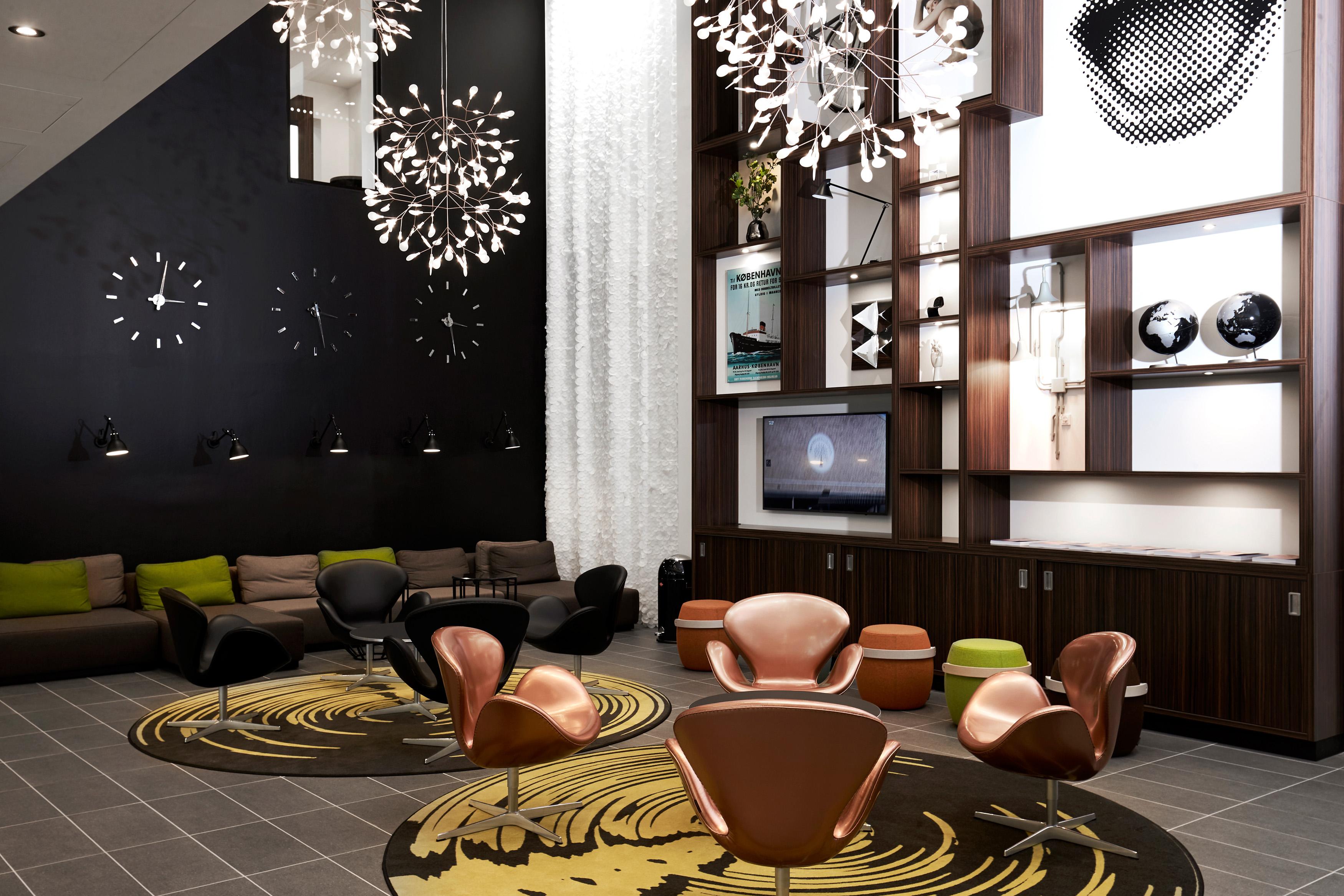 เวคอัพ - โอร์ฮุส Hotel ออร์ฮูช ภายนอก รูปภาพ