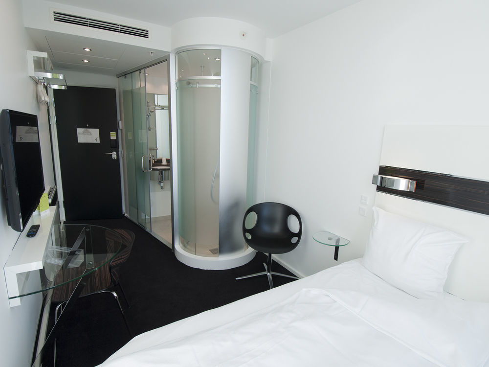 เวคอัพ - โอร์ฮุส Hotel ออร์ฮูช ภายนอก รูปภาพ