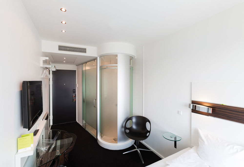 เวคอัพ - โอร์ฮุส Hotel ออร์ฮูช ภายนอก รูปภาพ